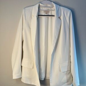 XS White Blazer | Skies Are Blue